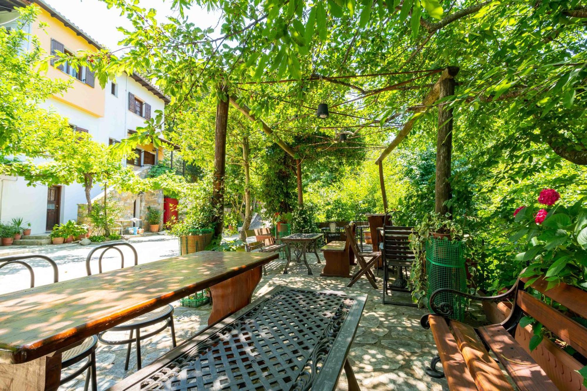 Guesthouse Papachristou Tsagarada Exterior photo