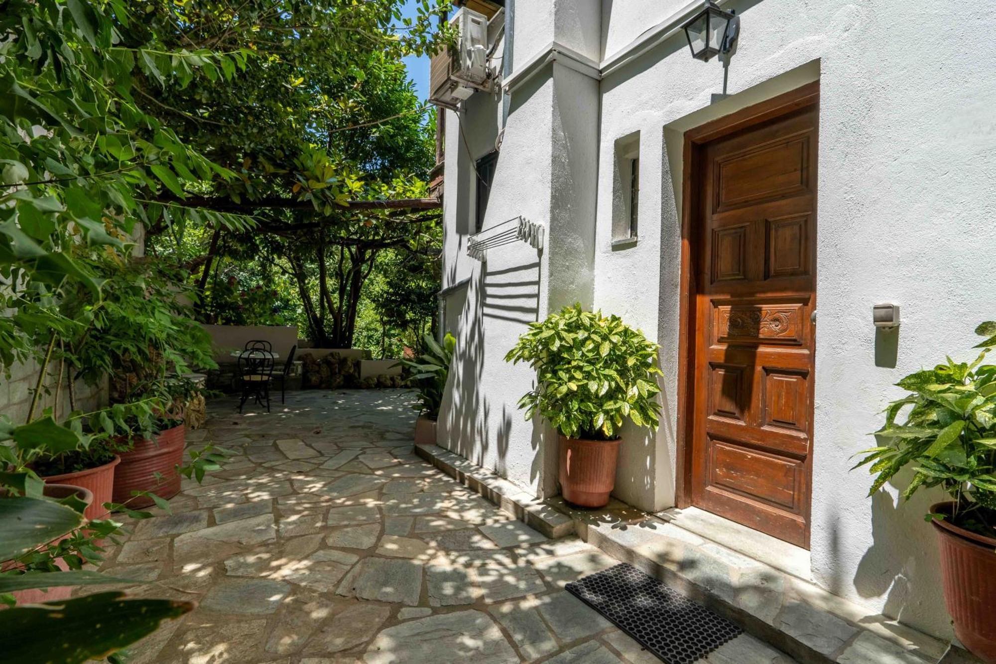 Guesthouse Papachristou Tsagarada Exterior photo