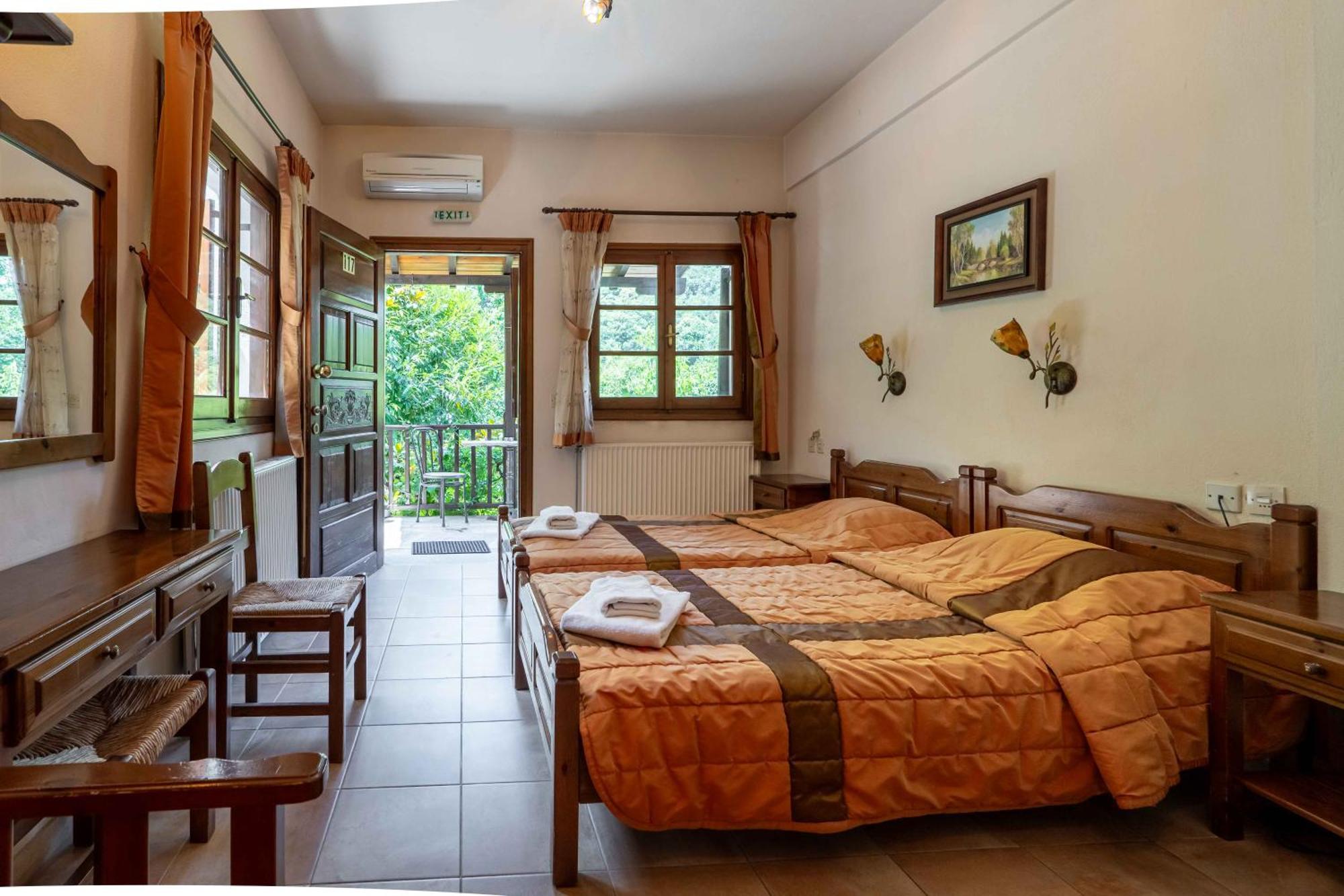 Guesthouse Papachristou Tsagarada Exterior photo