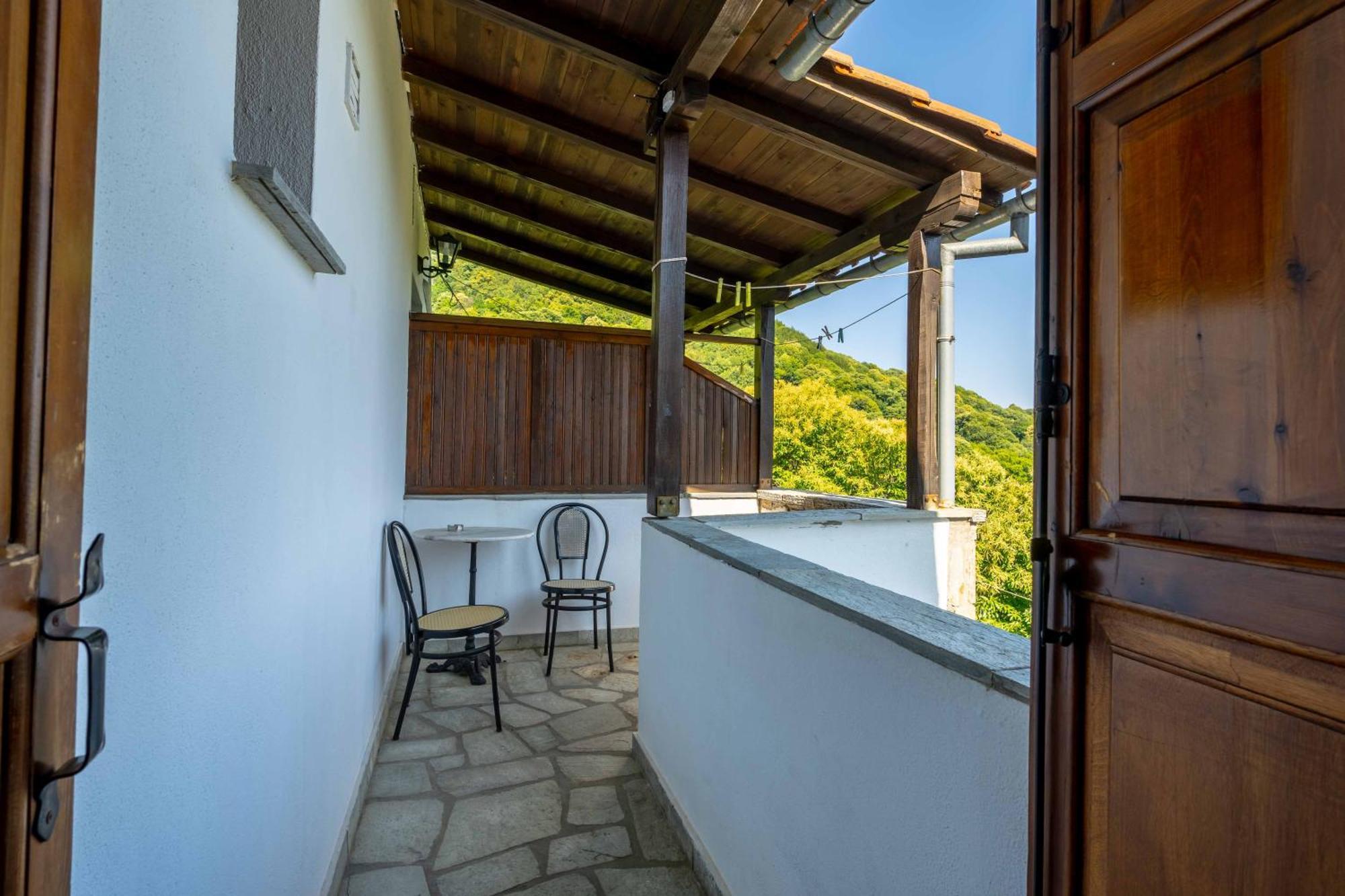 Guesthouse Papachristou Tsagarada Exterior photo